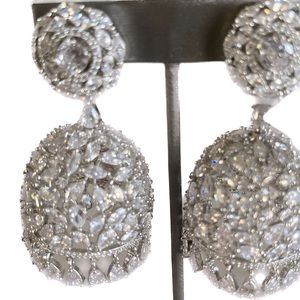 Art Karat Earrings